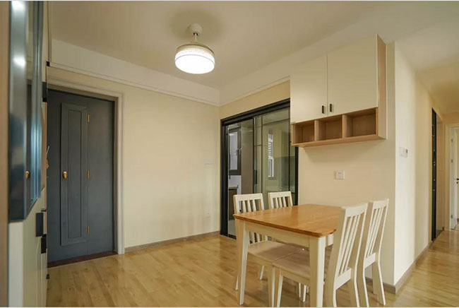 勤城達正大城簡約風(fēng)裝修，原木色系好清爽